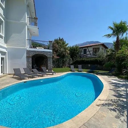 Vilă Large With Private Heated Outdoor Pool Fethiye