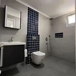 Vilă Large With Private Heated Outdoor Pool