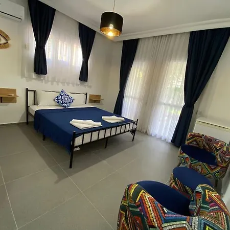 Вилла Large With Private Heated Outdoor Pool *